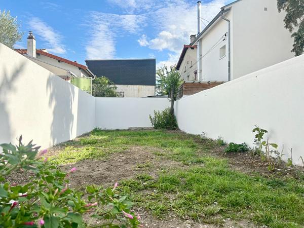 Fontenay Maison proche RER 15 min avec 2 terrasses, jardin et garage