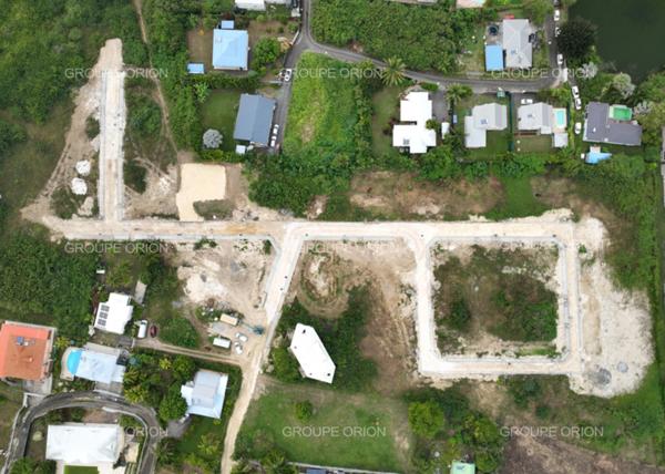 A VENDRE: Terrain de 652m² à SAINTE ANNE (971)