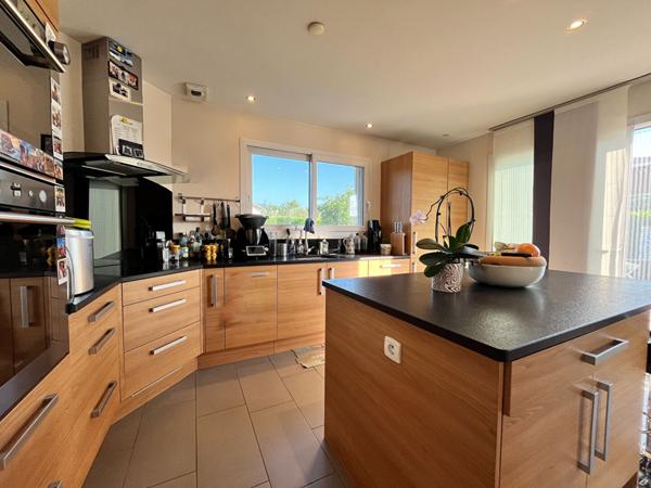 Maison FEIGERES 5 Pièces 137 m²