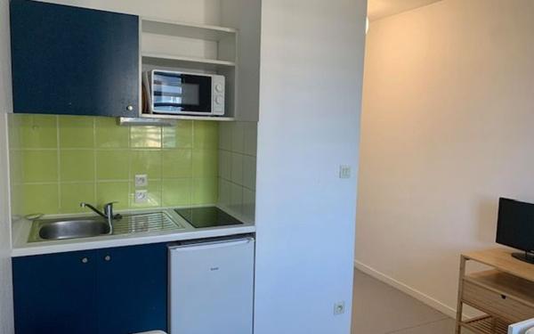 Appartement à louer    1 pièce • 18 m2 Nîmes