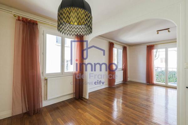 Grenoble, T3+Cuisine au calme dans une maison