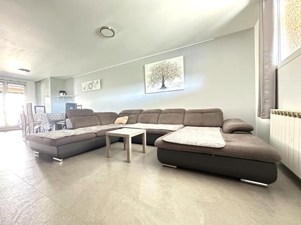 Maison de 1971  avec extension de 2010 avec entrée indépendante