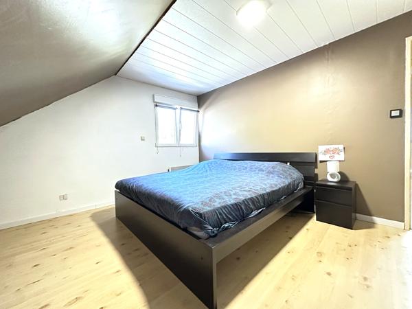 Maison de 1971  avec extension de 2010 avec entrée indépendante