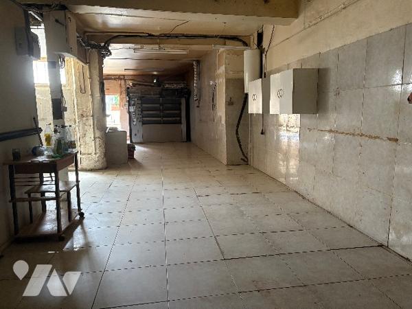 Damazan centre ! Grande maison de village à rénover avec jardinet clos non attenant !