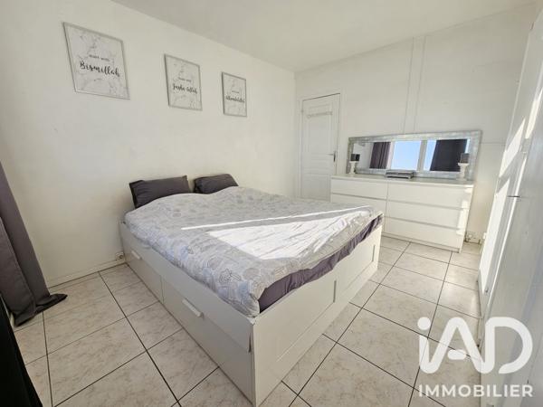 Appartement à vendre 4 pièces 70 m² Viry-Châtillon