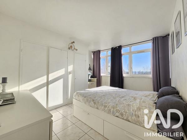 Appartement à vendre 4 pièces 70 m² Viry-Châtillon