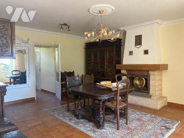Charmante maison avec jardin et possibilités d'agrandissement.

Maison d'habitation de bonne ...