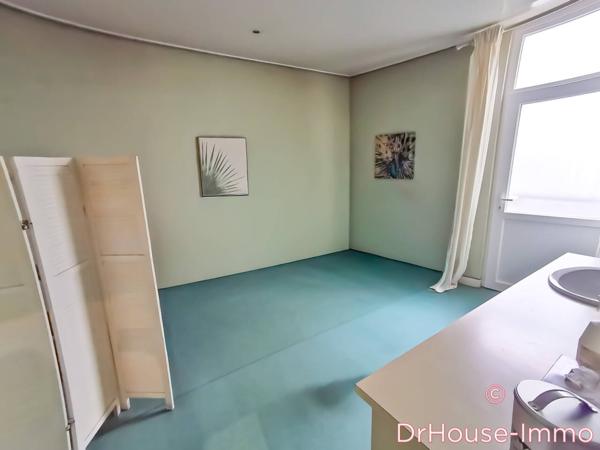 Bureau à vendre 5 pièces de 107 m²
