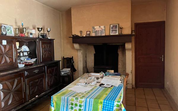 Maison à vendre    5 pièces •  Habas