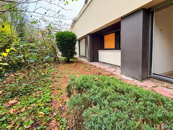 Appartement Verrieres Le Buisson 2 pièce(s) 59 m2