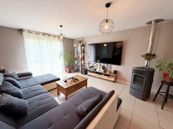 -Saint Sylvestre- Maison en plain pied 110m2 - 5 pièces, 3 chambres, garage et terrain de 4250 m²