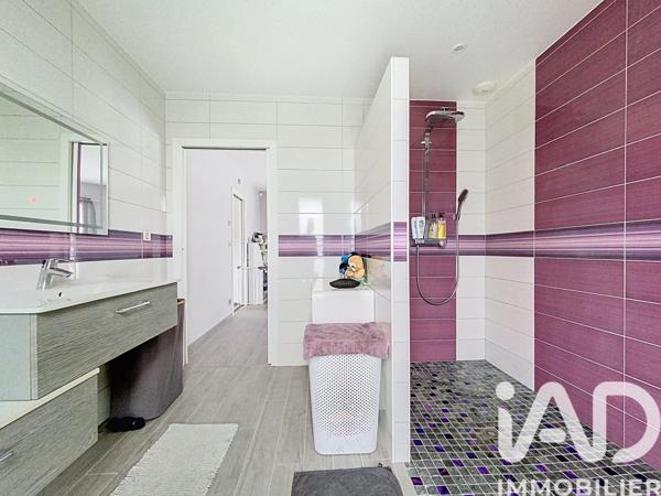 Maison à vendre 10 pièces 236 m² Langon