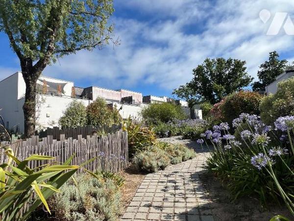 A VENDRE - PORNICHET - SAINTE MARGUERITE - BEL APPARTEMENT T3 DE 2020 VENDU AVEC LOCATAIRE EN P...