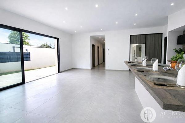 Chanas (38150) VILLA CONTEMPORAINE D’EXCEPTION – L’ART DE FAIRE NAÎTRE SA MAISON