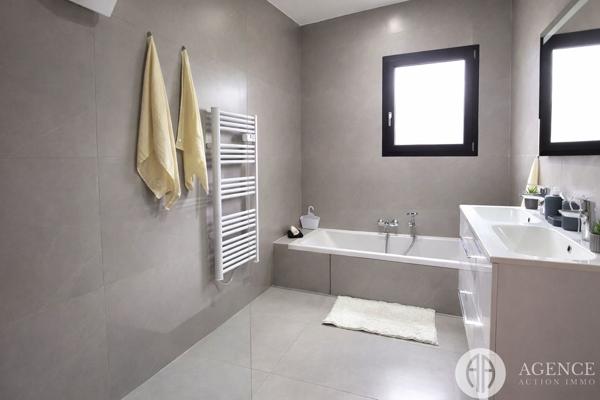 Chanas (38150) VILLA CONTEMPORAINE D’EXCEPTION – L’ART DE FAIRE NAÎTRE SA MAISON