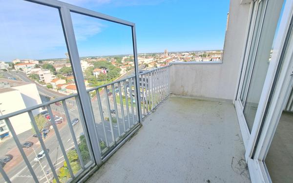Appartement à vendre    3 pièces • 67,68 m2 Royan