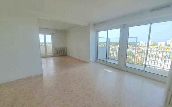 Appartement à vendre    3 pièces • 67,68 m2 Royan