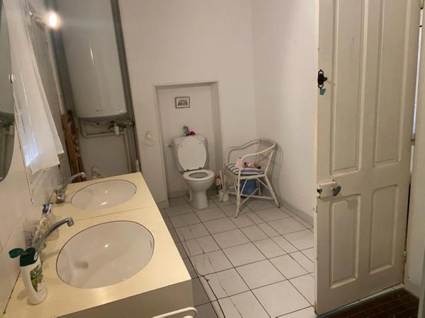 LA FAUTE SUR MER RUE PIETONNE A 200M DE LA PLAGE RARISSIME MAISON DE 1906 2 CHAMBRES BOURREE DE CHARME