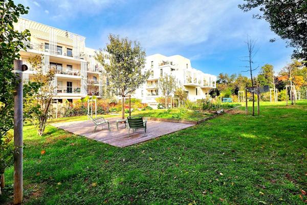 Rare à la vente : Magnifique T4 en rooftop avec 55 m2 d'extérieur secteur Michelet