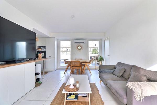 Rare à la vente : Magnifique T4 en rooftop avec 55 m2 d'extérieur secteur Michelet