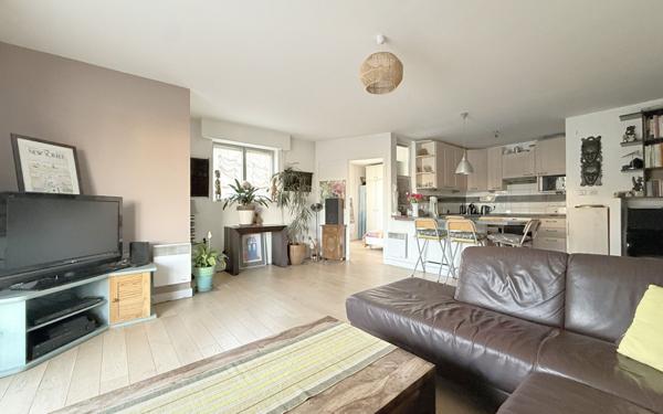 Appartement à vendre    5 pièces • 95,17 m2 Vanves