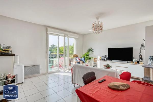 Appartement à louer 3 pièces 55.57m²