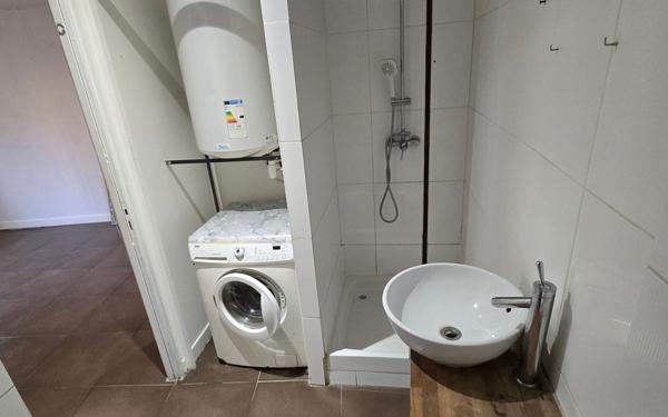 Appartement à vendre    2 pièces • 32,84 m2 Narbonne