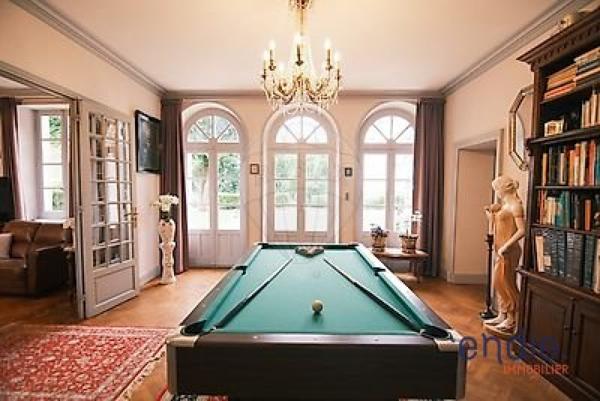 Propriété XIX ° avec 10 ha Bois et Parc !!