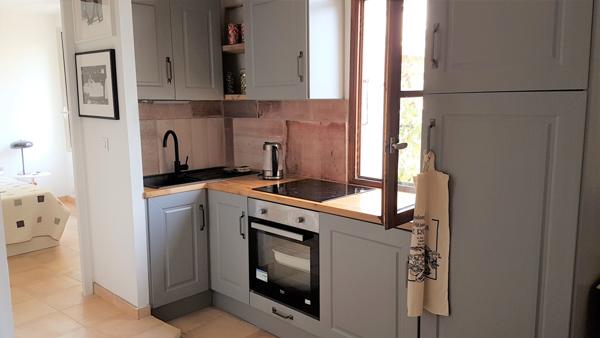 Cotignac (83570) Cotignac, 2 pièces, parking priviatif