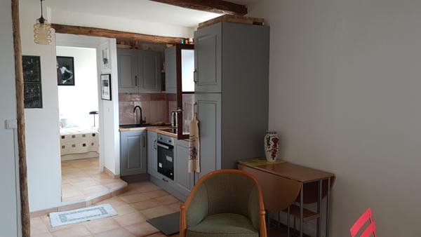 Cotignac (83570) Cotignac, 2 pièces, parking priviatif