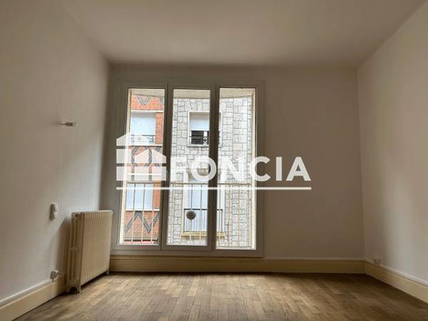 Location Appartement 3 pièces 75.87 m² - 6 RUE DE TLEMCEN Gien 45500