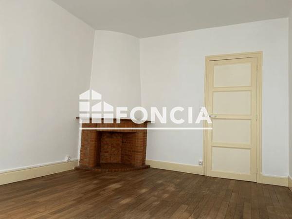 Location Appartement 3 pièces 75.87 m² - 6 RUE DE TLEMCEN Gien 45500