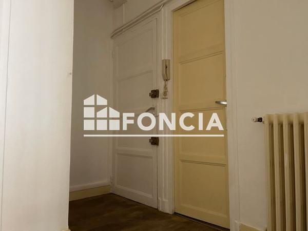 Location Appartement 3 pièces 75.87 m² - 6 RUE DE TLEMCEN Gien 45500