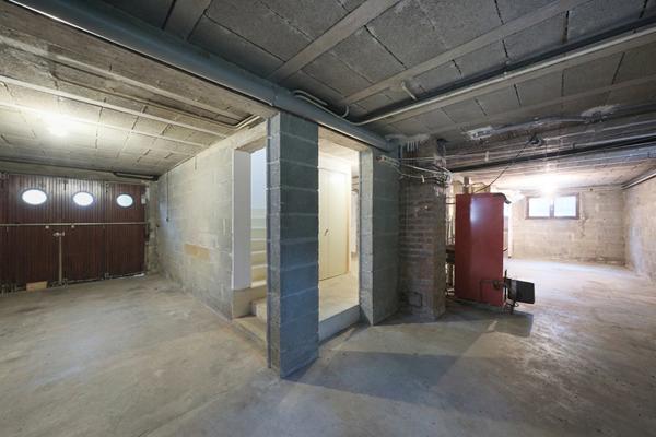 Maison à vendre 6 pièces BURES SUR YVETTE (91), spacieuse, 4 chambres, sous-sol total, terrain 1 565 m2