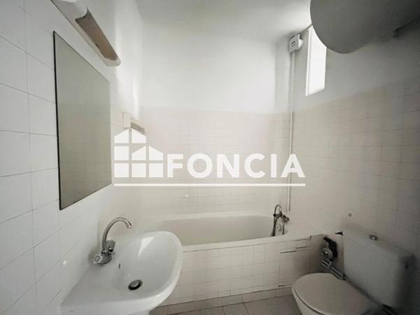 Location Appartement 2 pièces 35 m² - 5 RUE ANDRE CHENIER Issy Les Moulineaux 92130