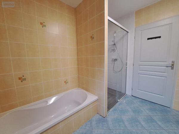 Maison à louer à Culoz Béon dans l'Ain (01350), ref : 01082-L87