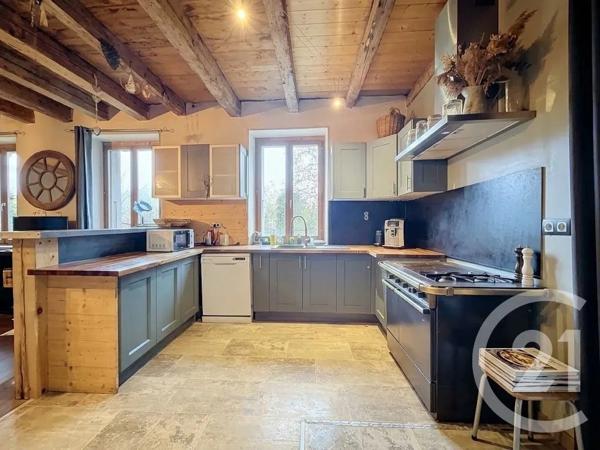 Appartement à vendre  7 pièces - 186 m 2   TANINGES  - 74