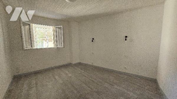 Fort potentiel pour ce T2/3 à proximité de toutes commodités