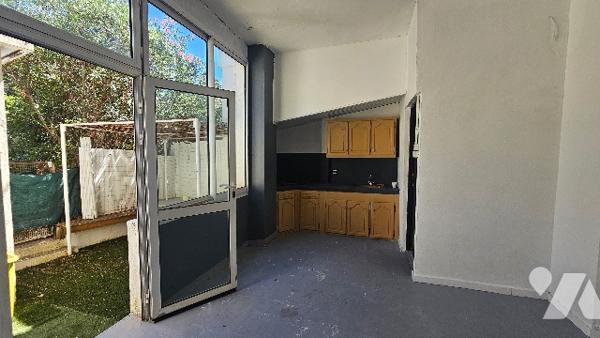 Fort potentiel pour ce T2/3 à proximité de toutes commodités