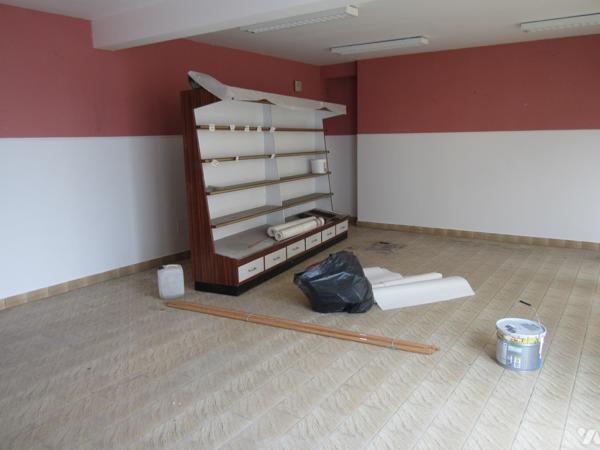 Ensemble immobilier à usage mixte professionnel et habitation mitoyenne