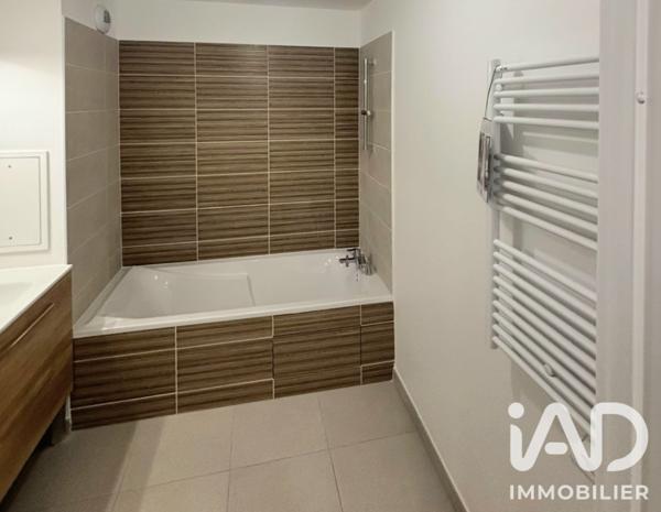 Appartement à vendre 3 pièces 64 m² La Courneuve