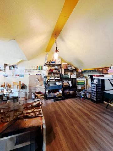 Dans l’agréable quartier du Haut-Poirier à Mulhouse, maison individuelle de 112m2 sur un terrain de 300m2 dans un environnement calme et verdoyant.