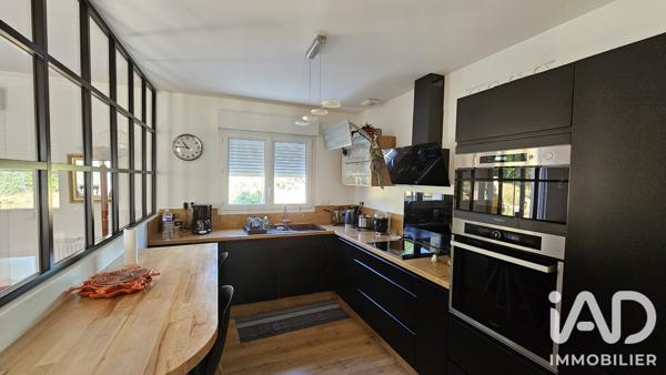 Maison à vendre 5 pièces 95 m² Bézu-Saint-Éloi