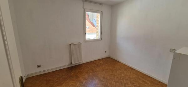 Appartement à vendre 4 pièces 77m² Saint-Omer (62500)