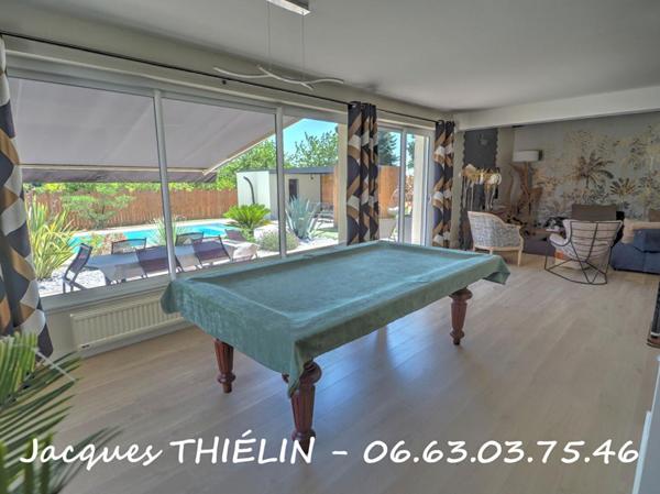 PROPRIÉTÉ 295 m² HABITABLES AVEC PISCINE ET TOUTES COMMODITÉS SUR PLACE