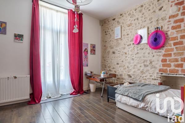 Maison à vendre 7 pièces 170 m² Monts