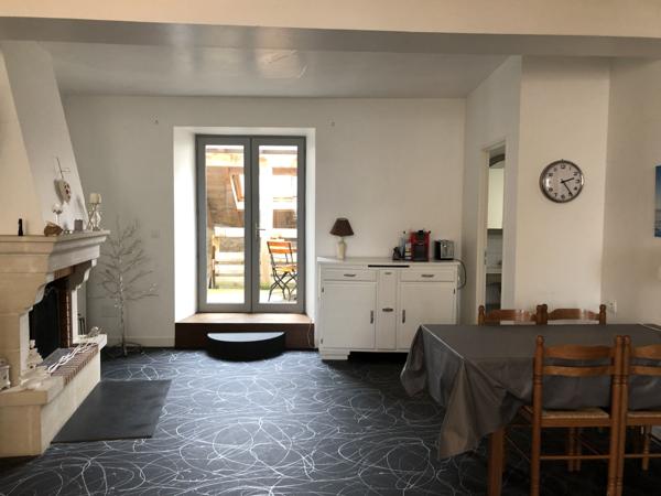 Maison plein coeur de ville Saint-Jean-d'Angély (17400)