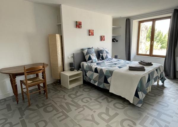 Maison plein coeur de ville Saint-Jean-d'Angély (17400)