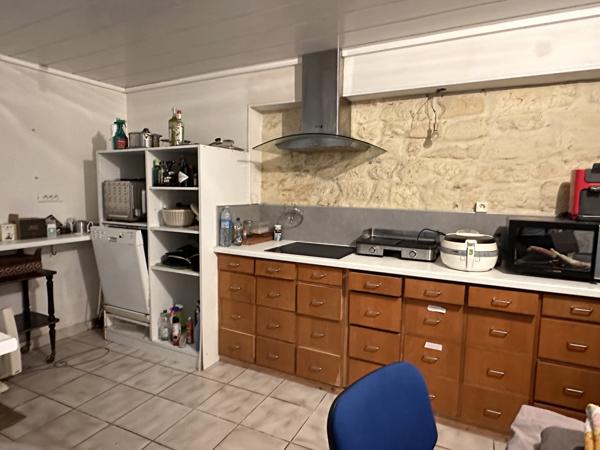 Maison plein coeur de ville Saint-Jean-d'Angély (17400)