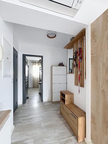 Fréjus-Plage - Superbe 3 pièces rénové - Dernier étage - terrasse